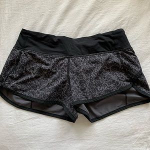 Lululemon Speed Short 4-Way Stretch 2.5”